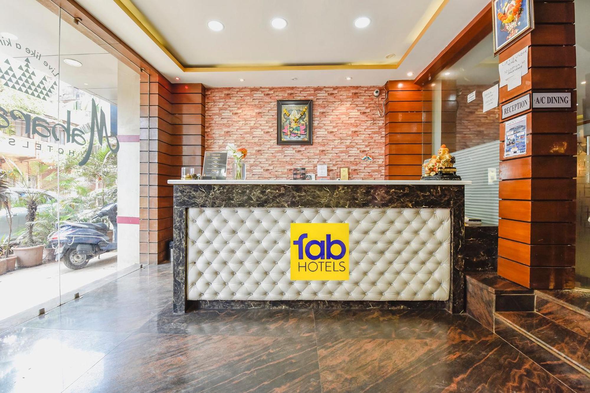 OYO 2195 Hotel Maharaja Marmagao Bagian luar foto